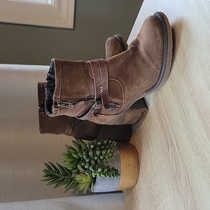Bos & Co Suede Ankle boots